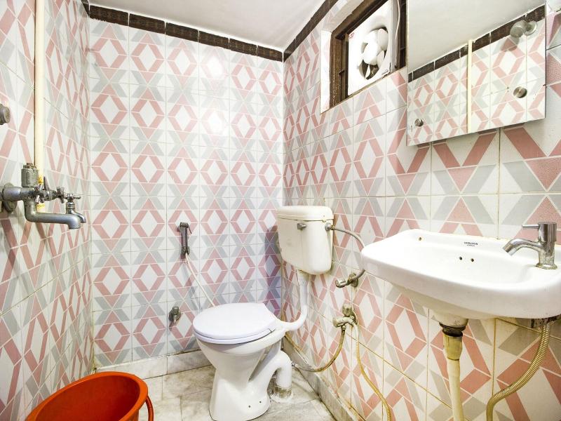 Fabhotel Meridian Inn image