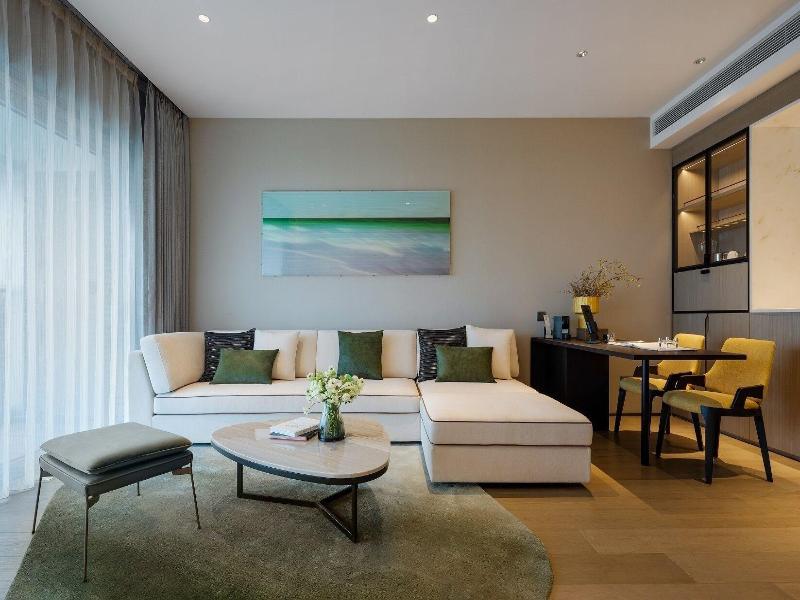 Artisse Place image