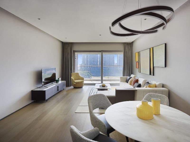 Artisse Place image