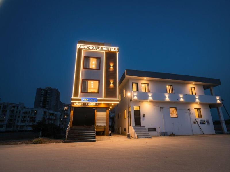 Fabescape Panchkula Motels image