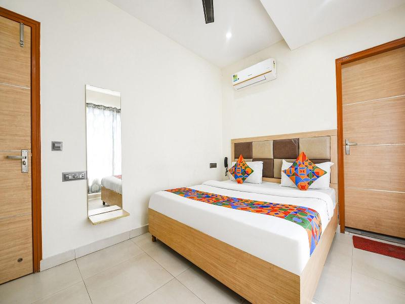 Fabescape Panchkula Motels image