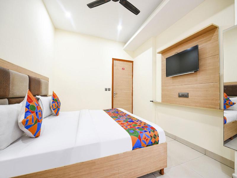 Fabescape Panchkula Motels image