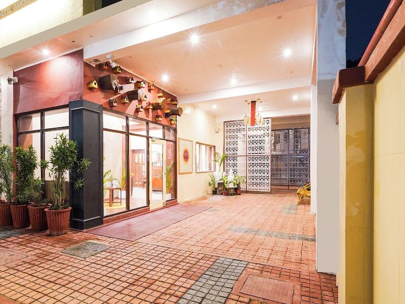 Fabhotel The Dayal image