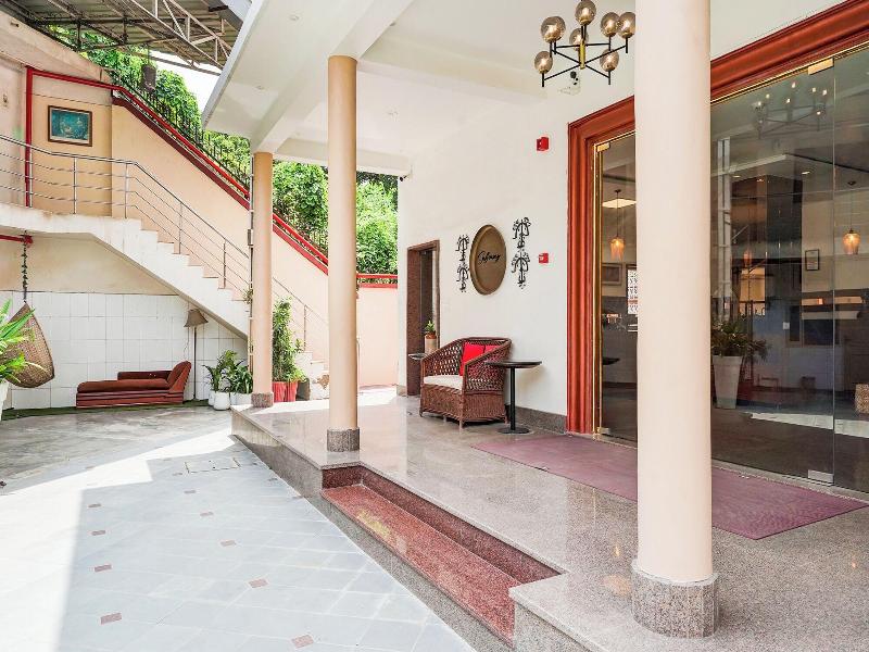Fabhotel The Dayal image