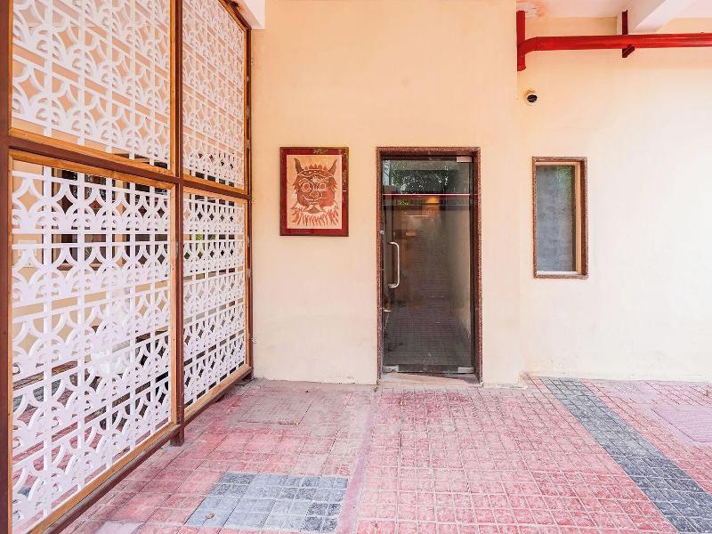 Fabhotel The Dayal image