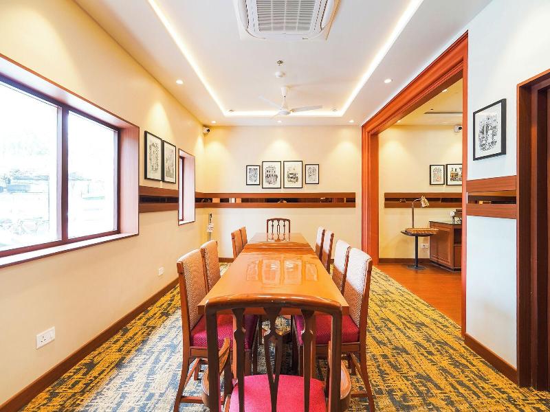 Fabhotel The Dayal image