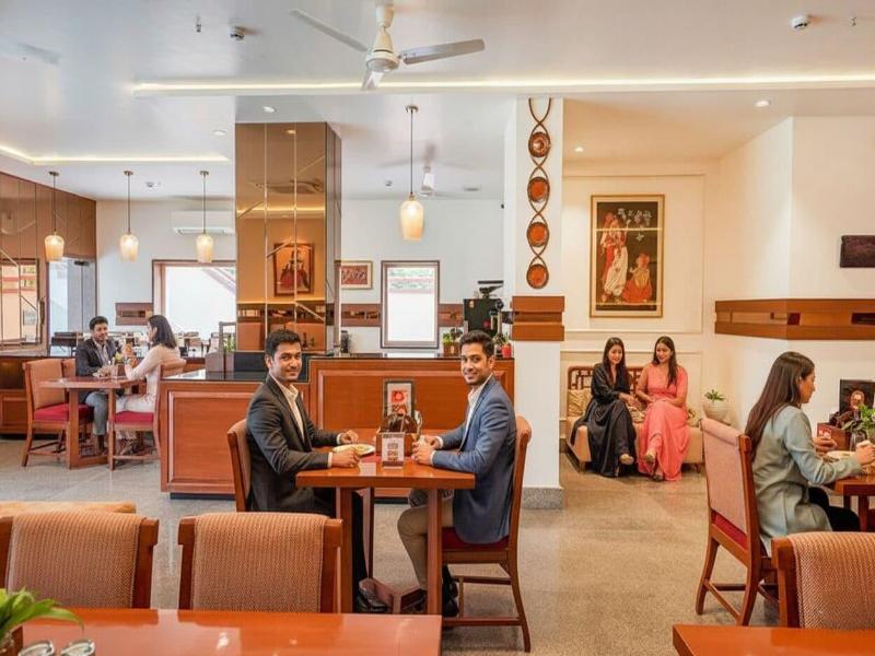 Fabhotel The Dayal image