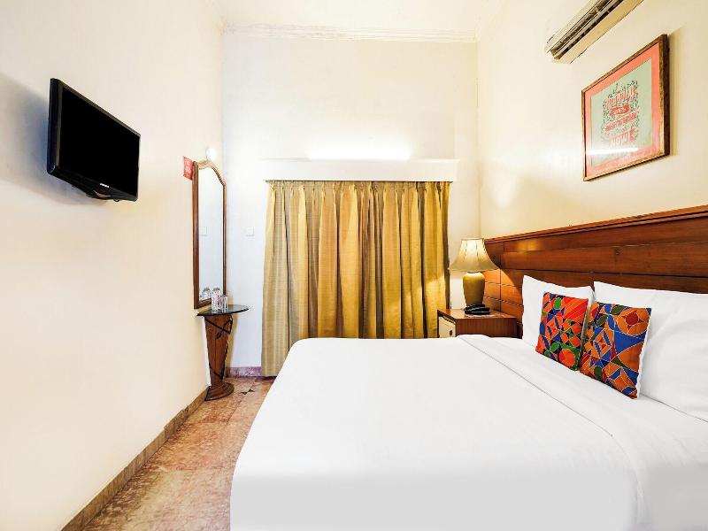 Fabhotel The Dayal image