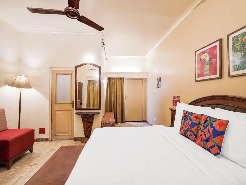 Fabhotel The Dayal image