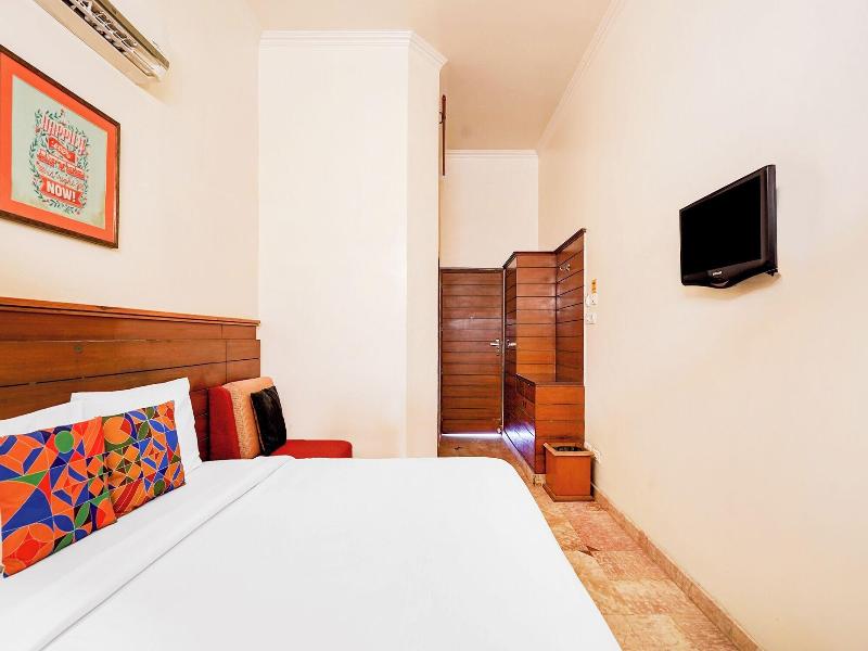 Fabhotel The Dayal image