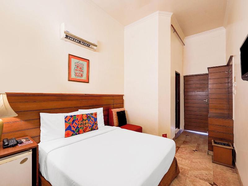 Fabhotel The Dayal image