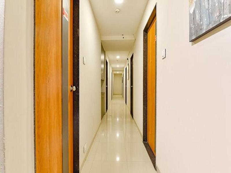 Fabhotel Happinex