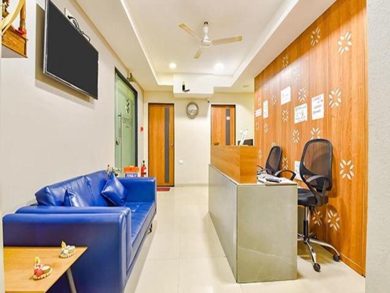 Fabhotel Happinex