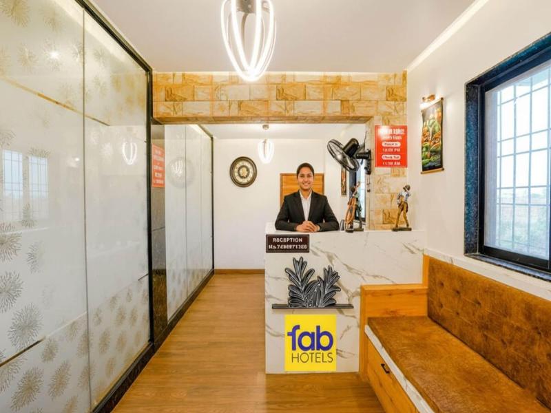 Fabhotel Viva House image