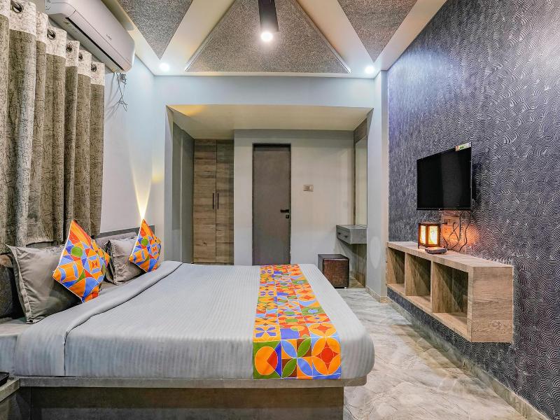 Fabhotel Viva House image