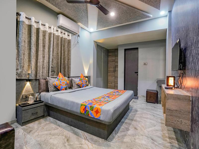 Fabhotel Viva House image