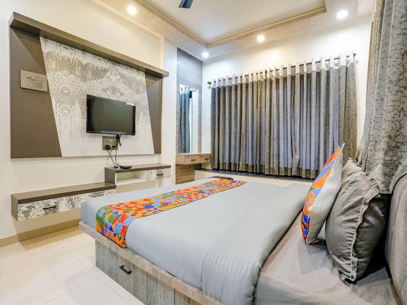 Fabhotel Viva House image