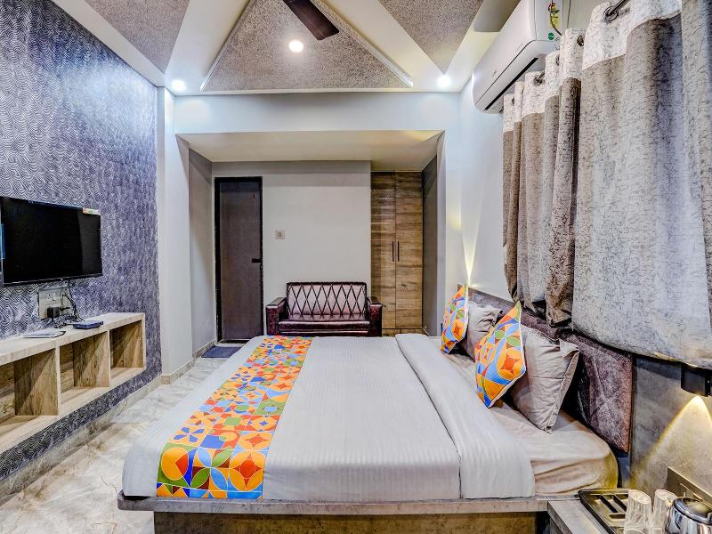 Fabhotel Viva House image