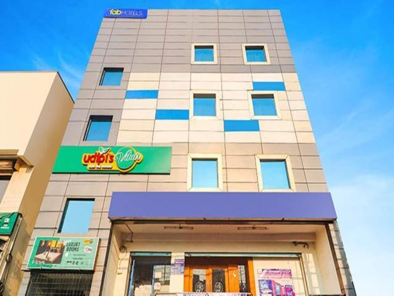 Fabhotel Udipi's Vihar — exterior view