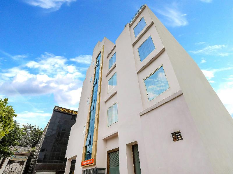 Fabexpress Global Inn New image