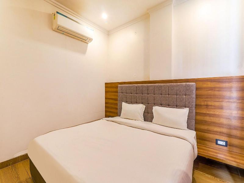 Fabexpress Global Inn New image