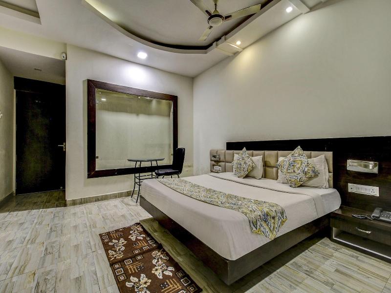 Fabhotel Csfc image