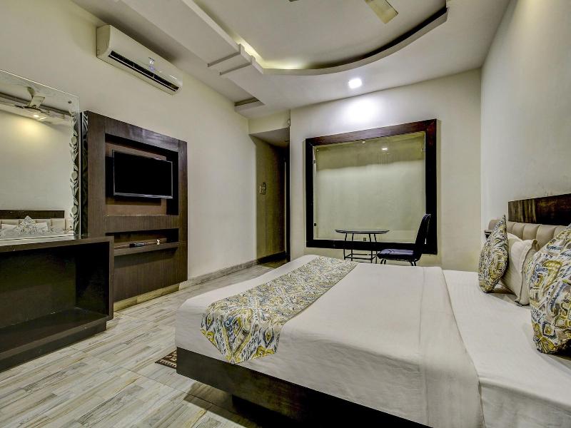 Fabhotel Csfc image