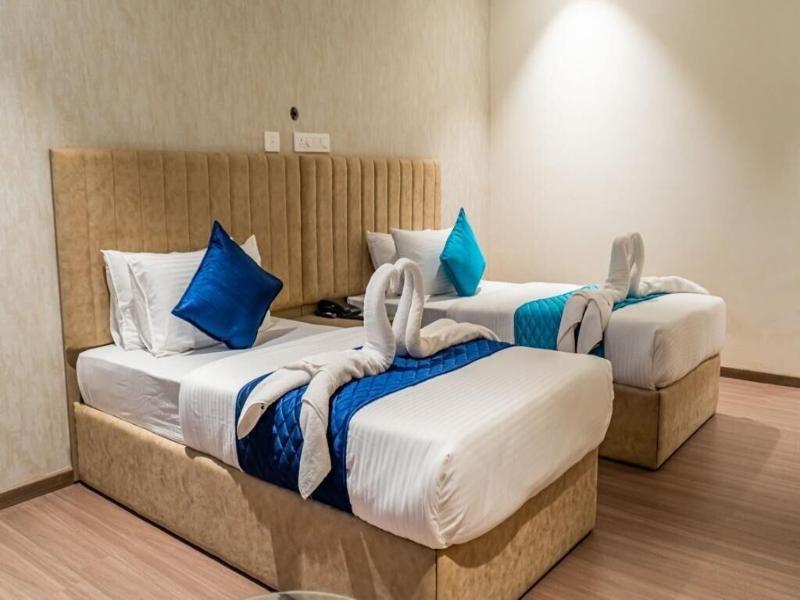 Casa Hotels And Suites Gachibowli image