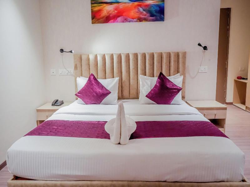 Casa Hotels And Suites Gachibowli image