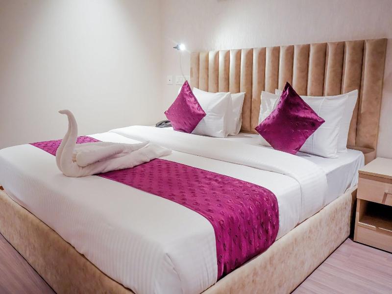 Casa Hotels And Suites Gachibowli image