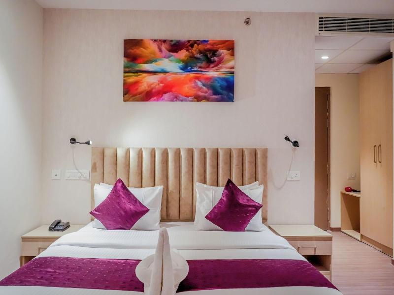 Casa Hotels And Suites Gachibowli image