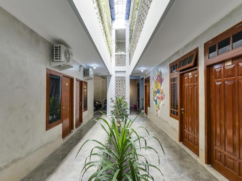 Capital O 90983 Harmony Easy Stay image