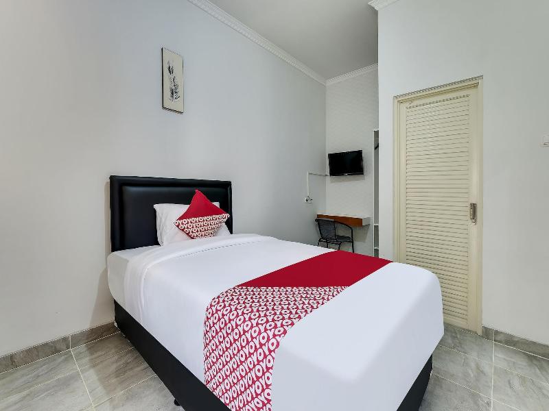 Capital O 90983 Harmony Easy Stay image