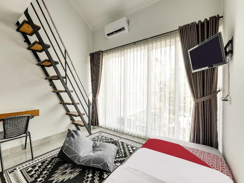 Capital O 90983 Harmony Easy Stay image