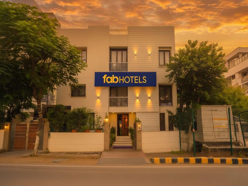 Fabhotel Rivlet Residency image