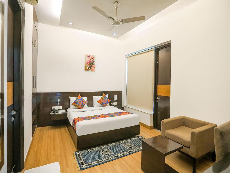 Fabhotel Rivlet Residency image