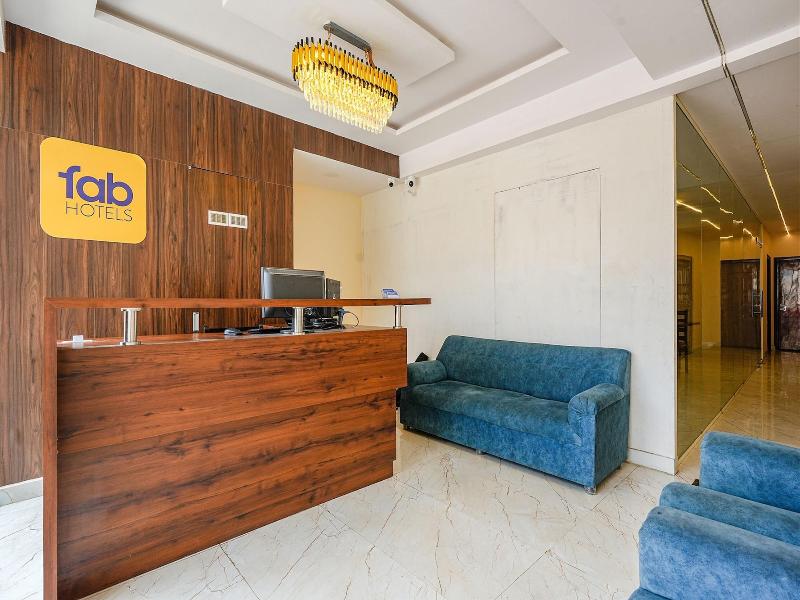 Fabhotel Crystal Suites image