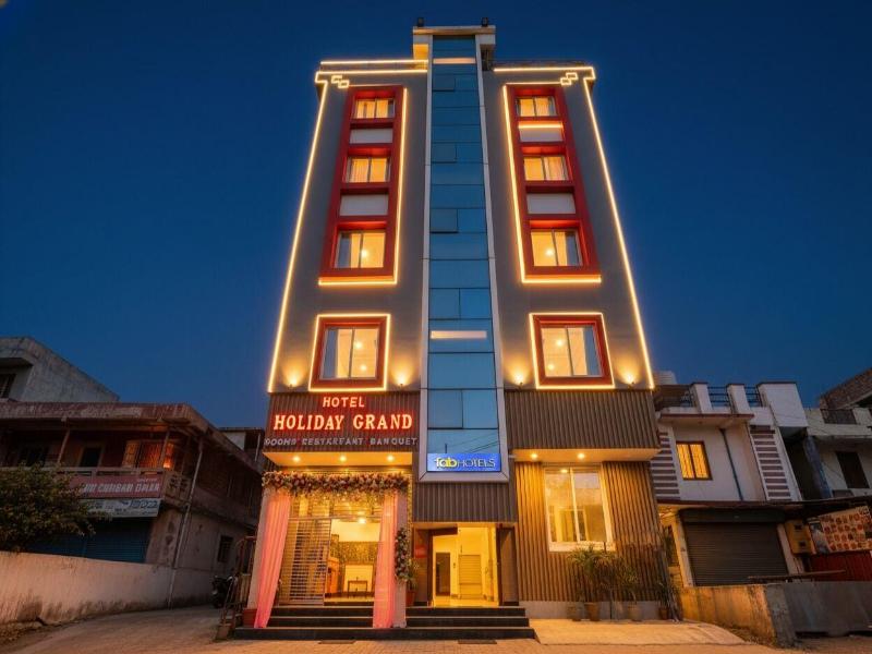 Fabhotel Holiday Grand — general view