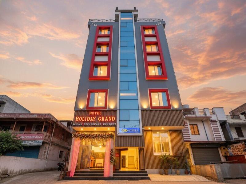 Fabhotel Holiday Grand — general view