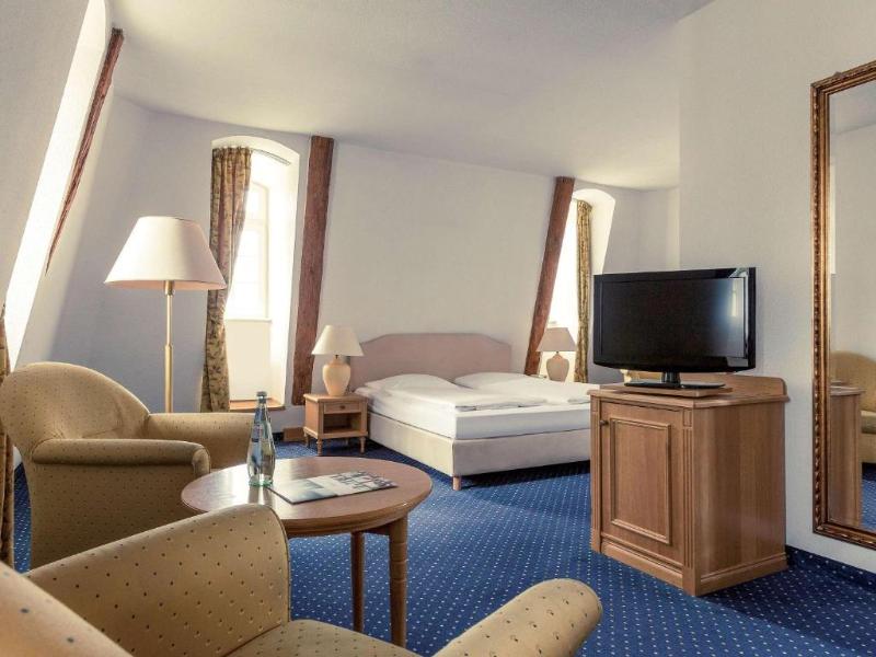 Sunday Hotel Schloss Neustadt Glewe  image