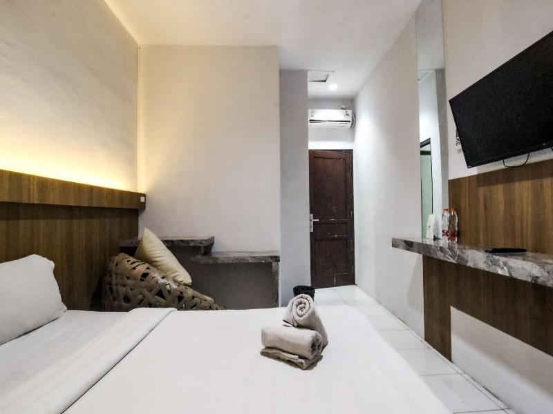 Bwalk Hotel Malang image