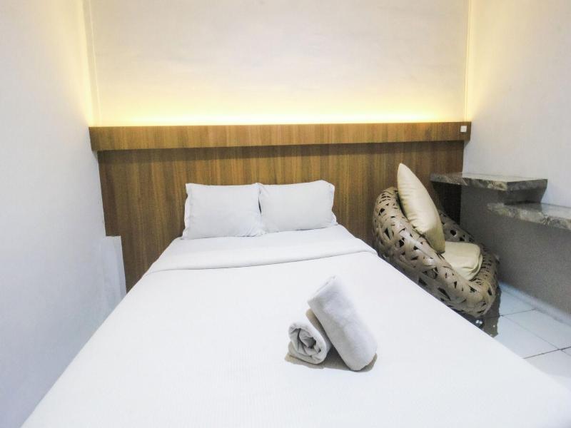 Bwalk Hotel Malang image