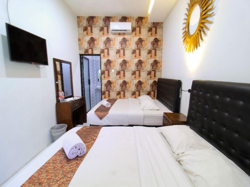Bwalk Hotel Malang image