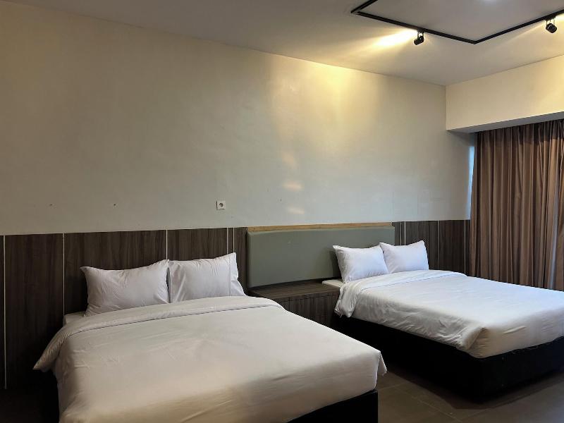 Bwalk Hotel Malang image