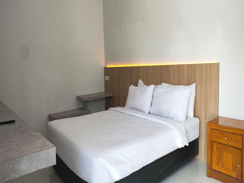 Bwalk Hotel Malang image