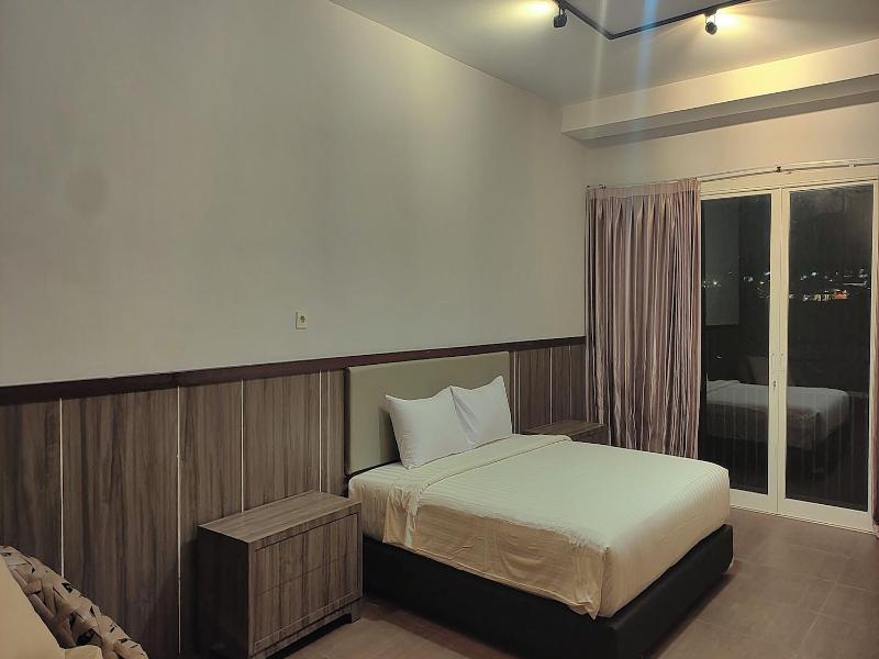 Bwalk Hotel Malang image