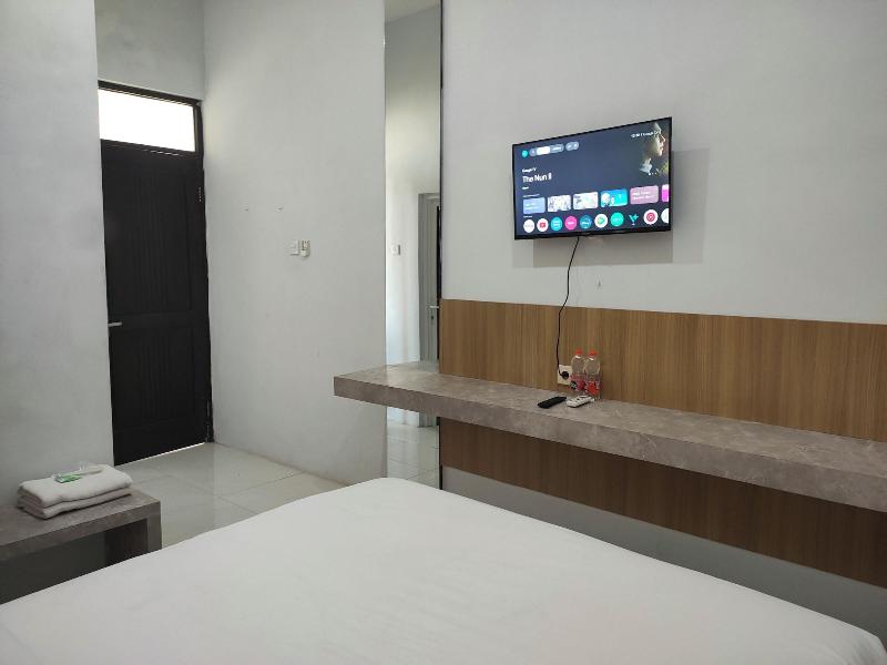 Bwalk Hotel Malang image