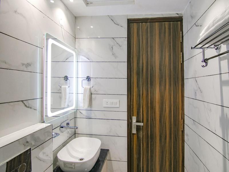 Fabhotel Prism Grand image