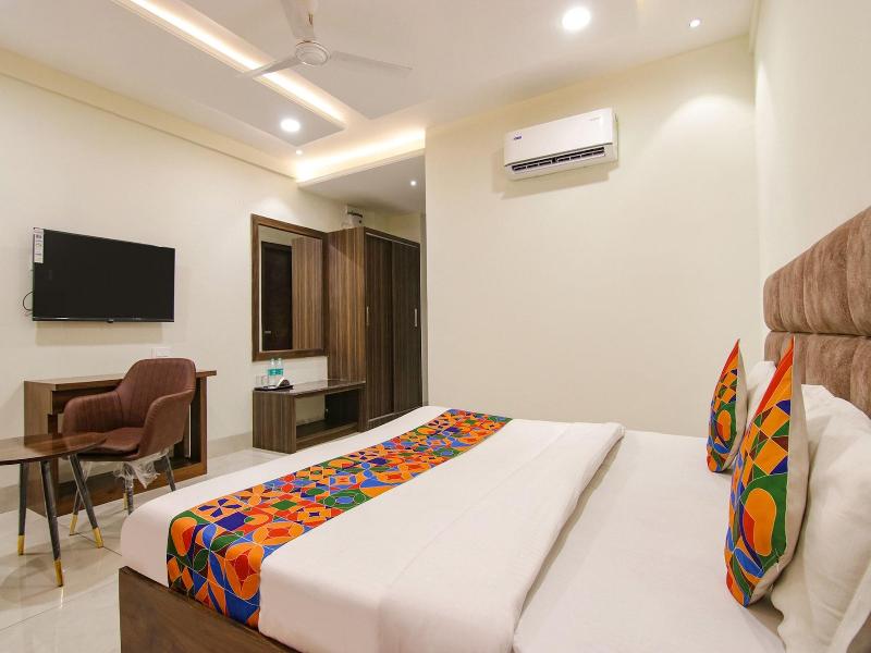 Fabhotel Prism Grand image
