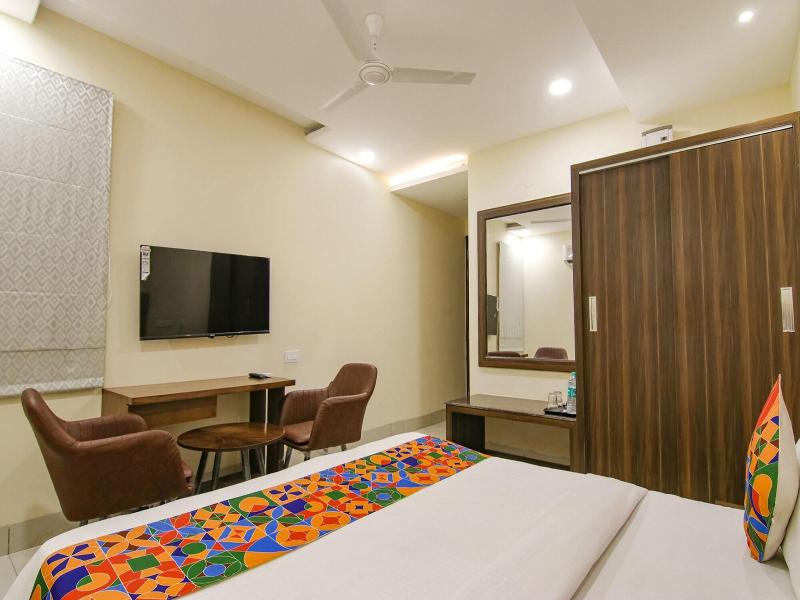 Fabhotel Prism Grand image